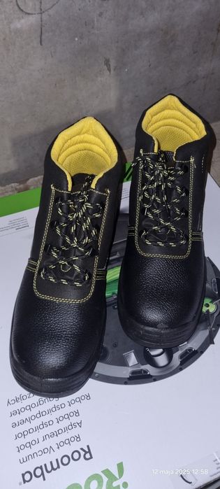 Sprzedam nowe buty robocze