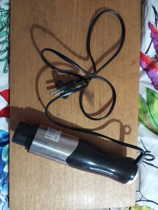 Блендер погружний Mirta.