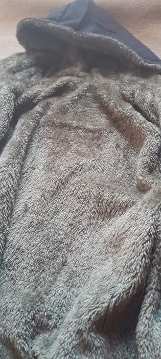 Продам легкую мягенькую курточку