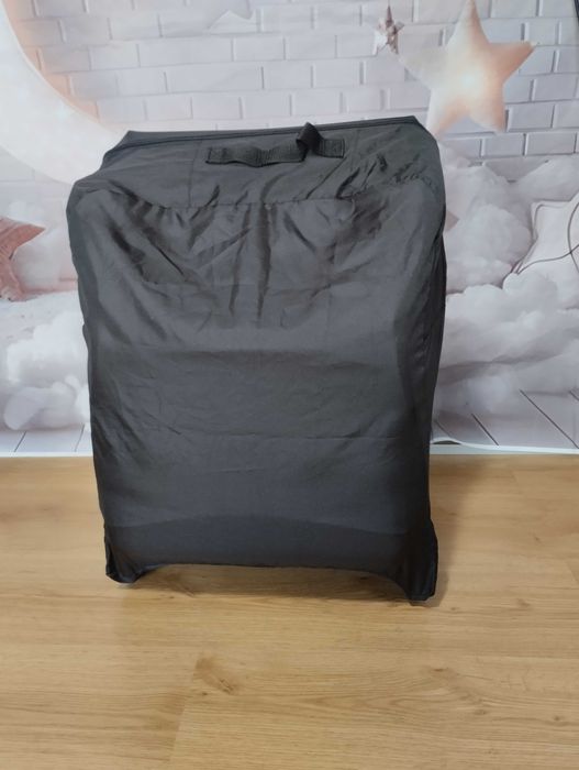 Wózek spacerowy Chicco GLEE lekki, kompaktowy, do 22 kg