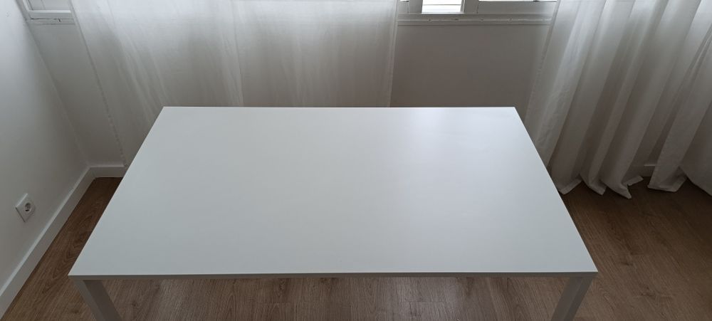 Mesa de jantar 125x74 cm