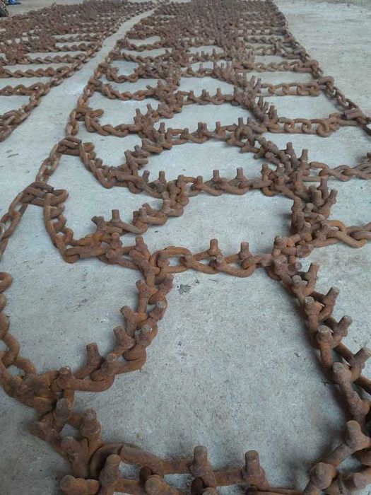 Łańcuchy śniegowe, leśne, norweskie, kolcami, grizzly, lkt.