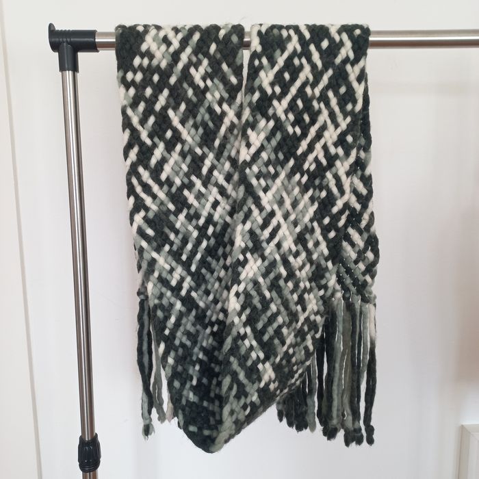 Cachecol Zara branco preto cinzento