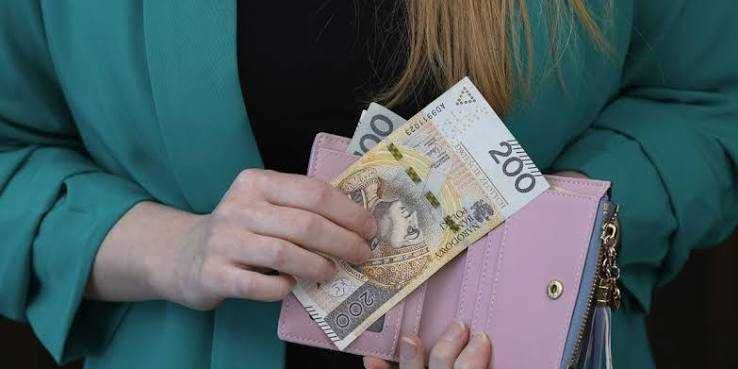 Pożyczki, kredyty, chwilówki na raty oraz online