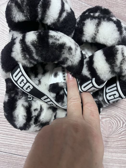 сандалі UGG 37 розмір б/у