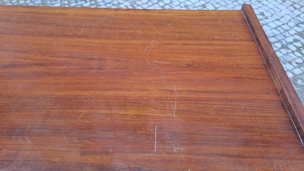 Móvel antigo (usado)