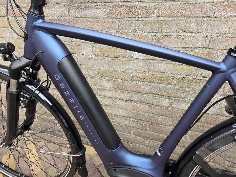 Rower Elektryczny Gazelle Grenoble C7 z przebiegiem 380km