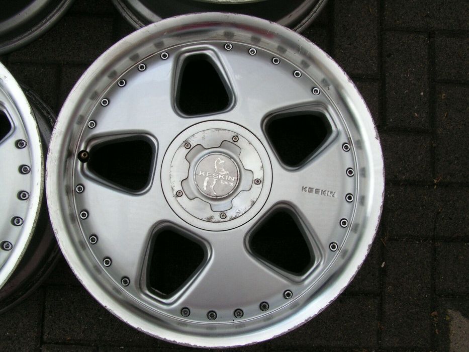 Jantes 17 keskin em 4x100 e 4x108 por 7.5J e 9J de largura