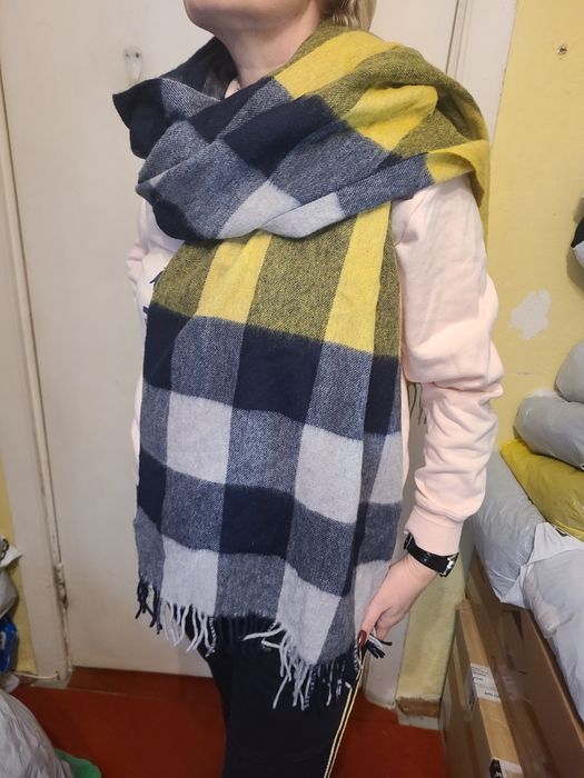 Палантин COS шерсть.