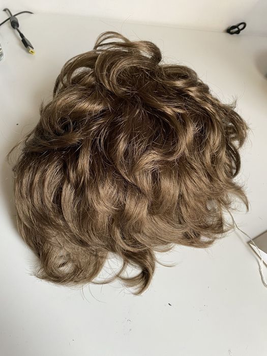 Peruka syntetyczne Gisela Mayer