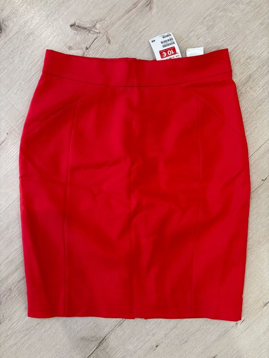 Лот жіночого одягу, жіночі штани, джинси, спідниця, плаття