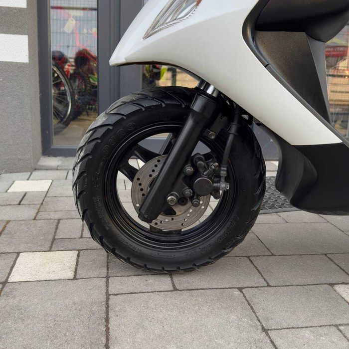 Б/у скутер Suzuki Address V125S, 10 к.с. інжектор, двомісний, доставка