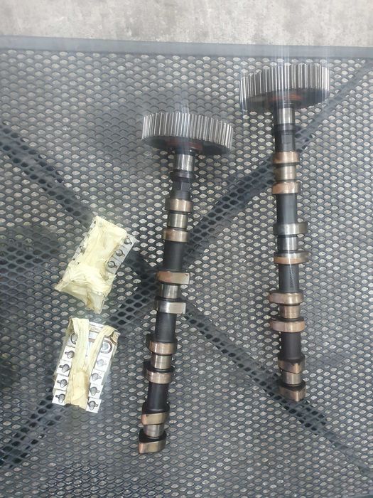 Wałek walki rozrzadu Opel 2.0 16v x20xev benzyna komplet Vectra b