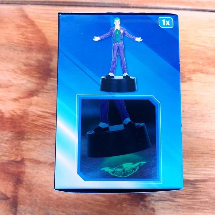 DC Comics LED figure Joker 11cm 8x11.5cm