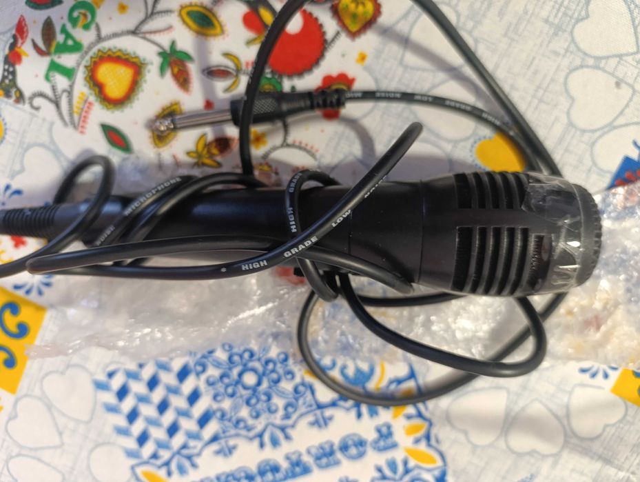 Microfone novo sem uso