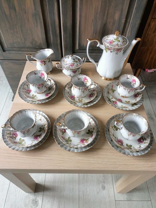 Serwis kawowy Iwona "Złota Róża"