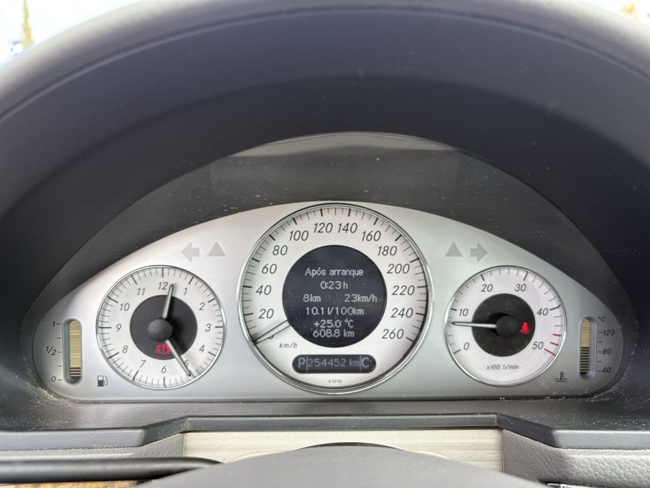 Mercedes E280 vendo