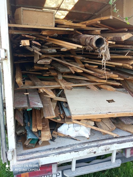 Демонтаж та вивіз буд.сміття.