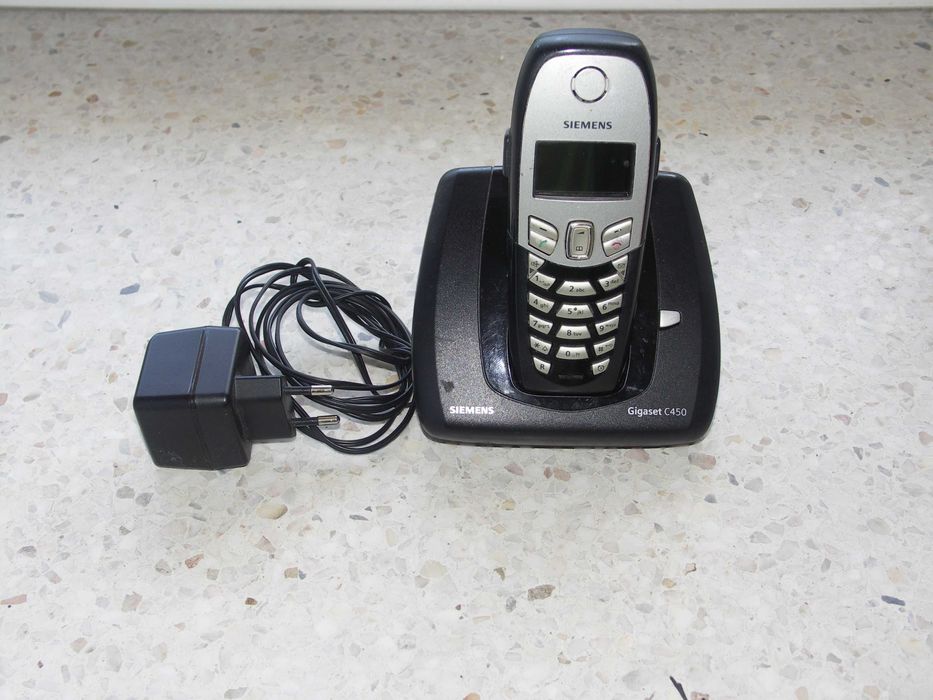 Telefon przenośny SIEMENS model Gigaset C450