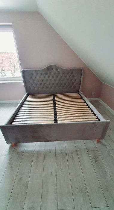 Łóżko welurowe szare 200x220