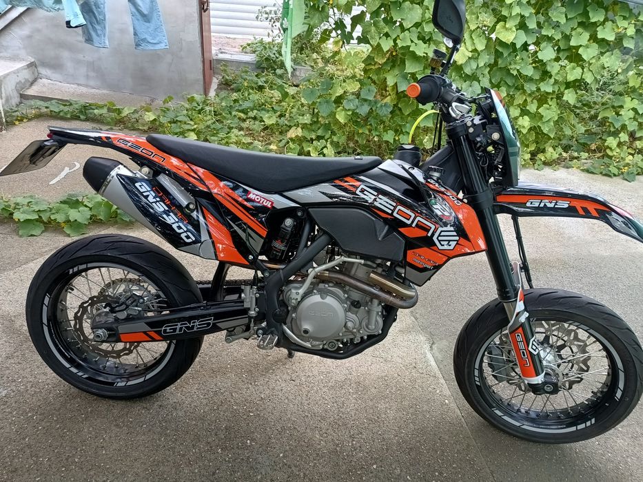 Продам мотоцикл Geoń  gns300