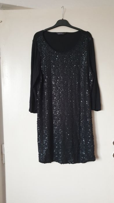Sukienka mała czarna z cekinami XL 95% wiskoza