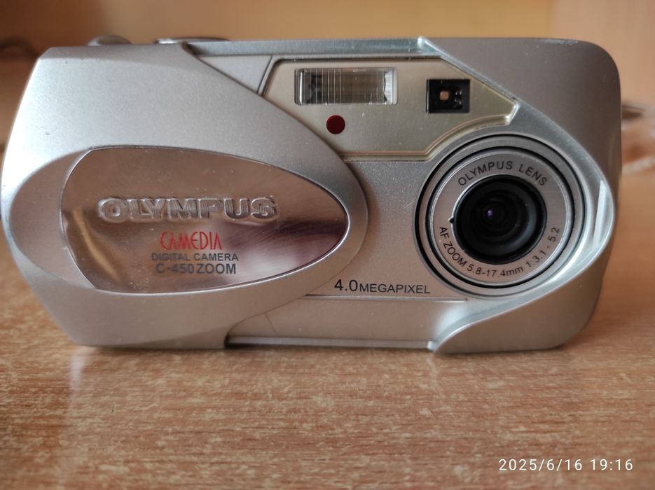 Фотоаппарат Olumpus C-450 Zoom