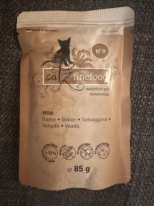 9 saszetek x85g karmy Katz Finefood Wild (dziczyzna)