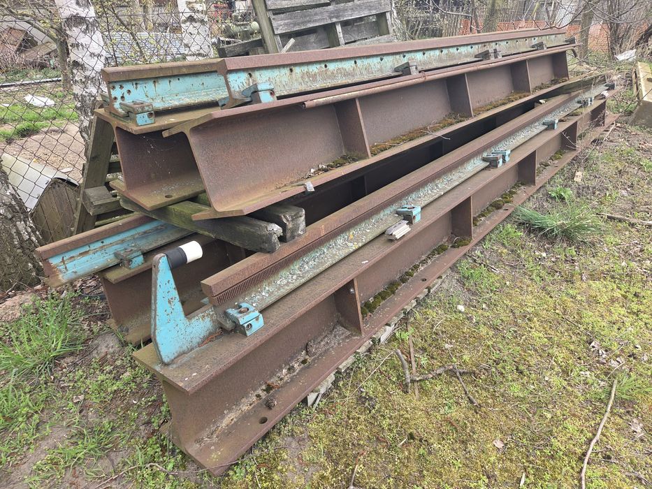 Dwuteownik HEB 300 tragarz