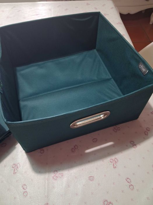 Caixas de arrumação Três