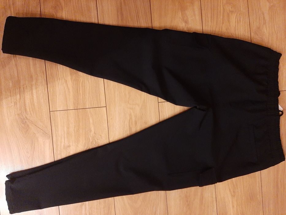 Sprzedam spodnie damskie XL CAPO