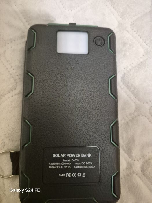 Туристичний Повербанк на сонячних батареях Chandler Charger D4003 8000mAh з компасом та ліхтариком