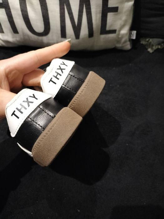 Sneakersy chłopięce 28