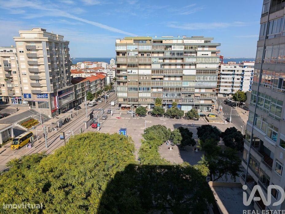 Apartamento T3 em Almada, Cova da Piedade, Pragal e Cacilhas de 118,00