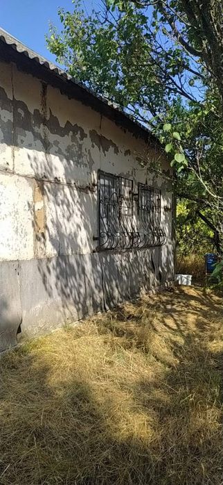 Продам дом с. Бервици