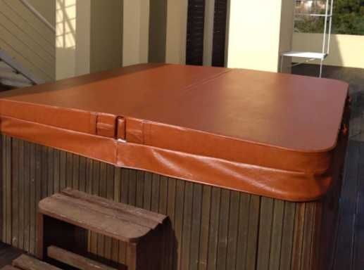Cobertura Spa feita à medida - Mergulho Salgado Piscinas e Spas