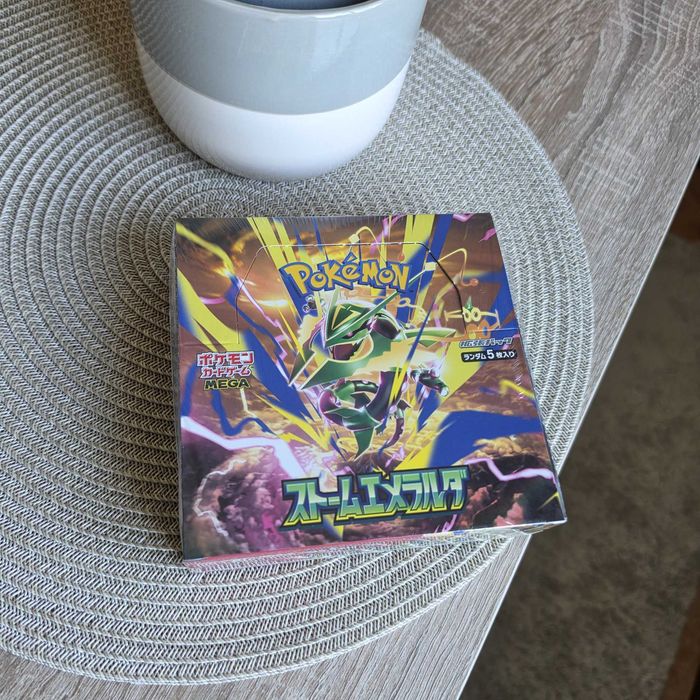 Booster Box Pokémon Storm Emeralda (M6) Japonês - 30 packs
