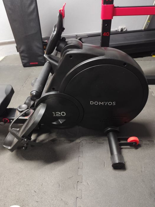 Máquina de Remo Domyos FRW120