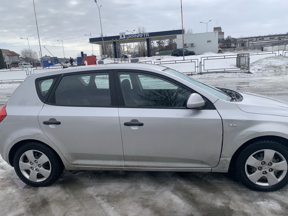 Kia ceed 2008 1.4