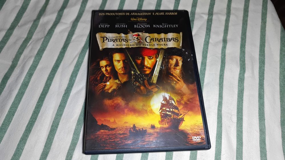 Piratas das Caraíbas_A maldição do Pérola Negra