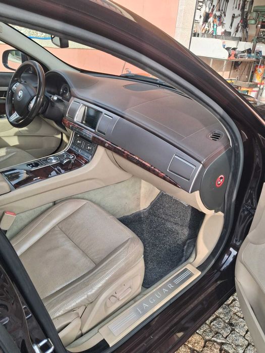 Jaguar XF 3.0 D V6 S Luxury