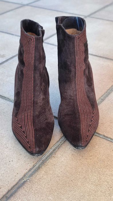 Vendo botins de senhora