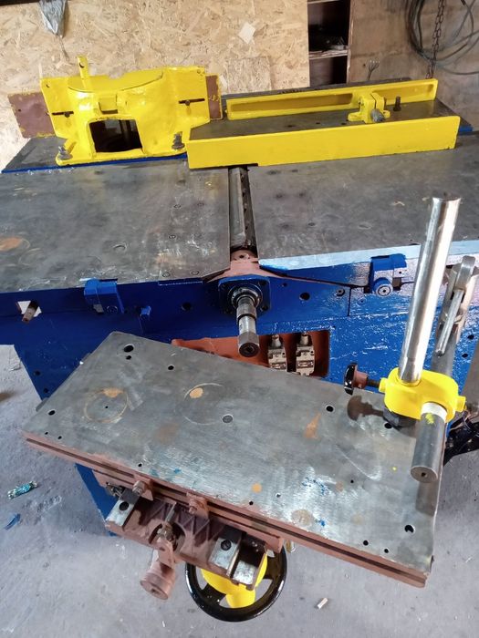 Продам Станок универсальный деревообрабатывающий к40 м1