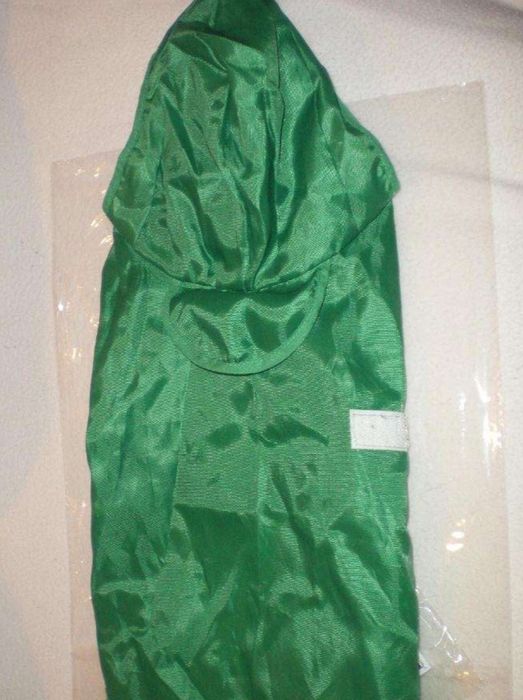 Dois fatos impermeáveis p/ cão ou gato, tam. XS
O verde