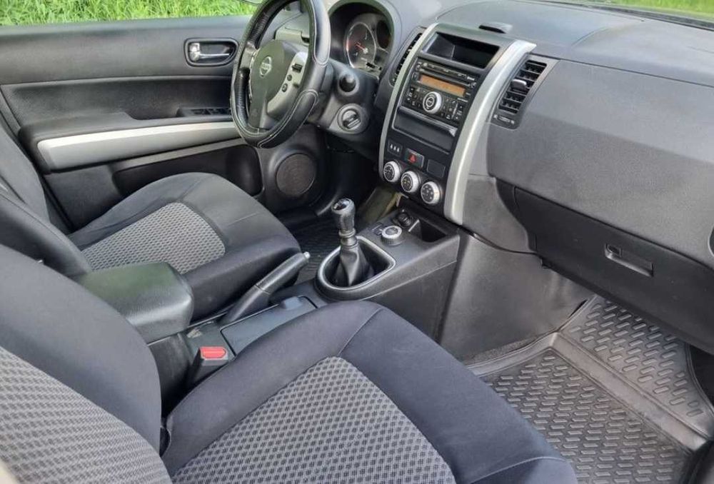 Nissan X-Trail 2007 року