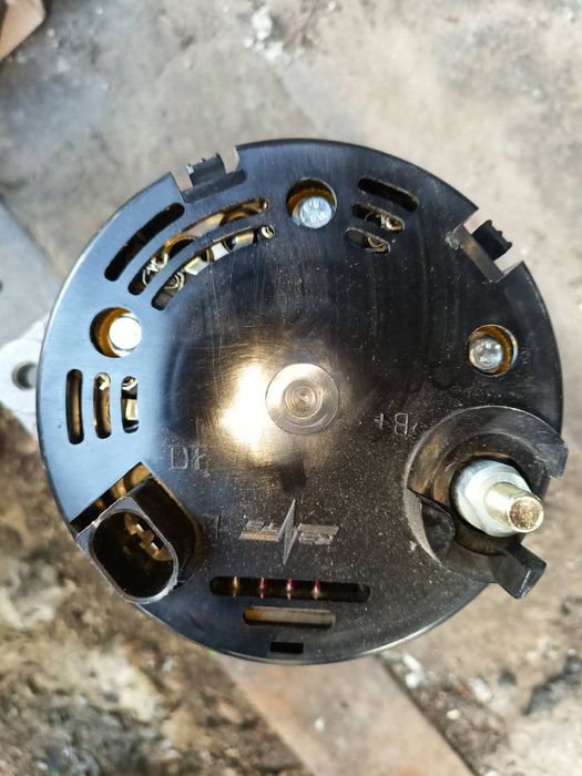 Продам генератор ВАЗ Пріора