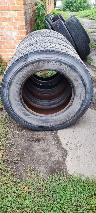 Комплект шин 315/70/22.5 Bridgestone M 729