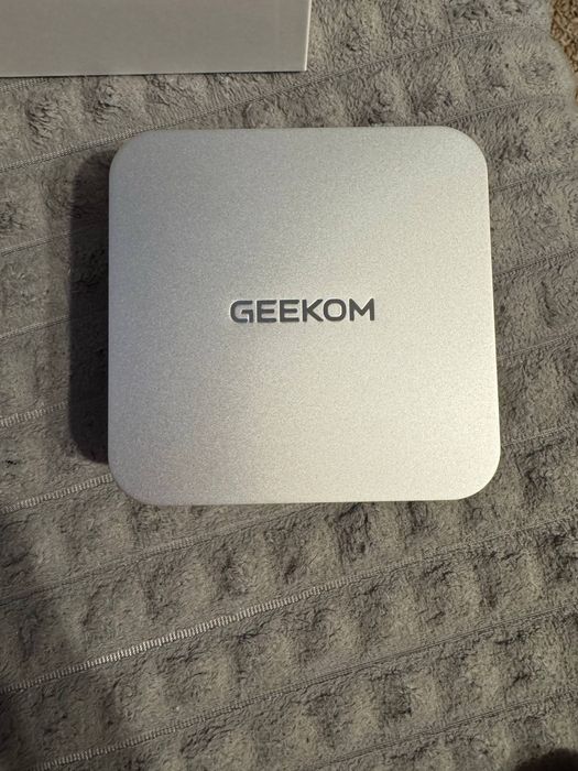 Mini PC geekom A7 MAX