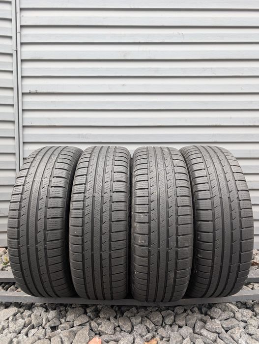Комплект зимових шин Continental 205/55 R17 205*55 17 ContiWinterConta