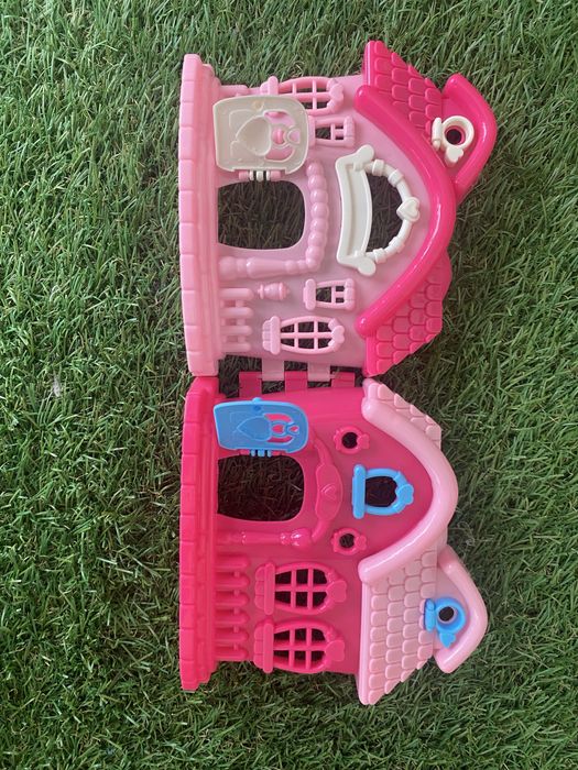 Castelo de princesa muito bonito